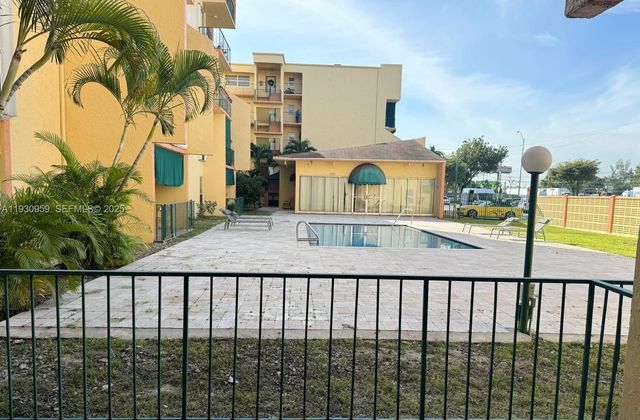 4525 W 20th Ave 118, Hialeah, FL 33012