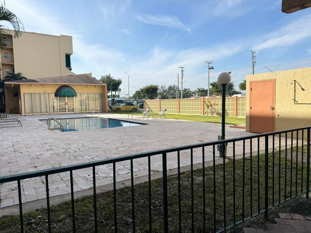 4525 W 20th Ave 118, Hialeah, FL 33012