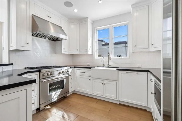 617 Narcissus Avenue .5, Corona Del Mar, CA 92625