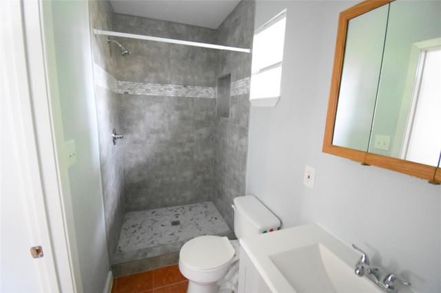 1706 Oaks Drive, Pasadena, TX 77502