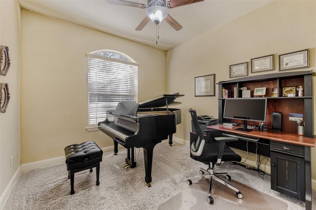 4602 Monterosa LN, Round Rock, TX 78665