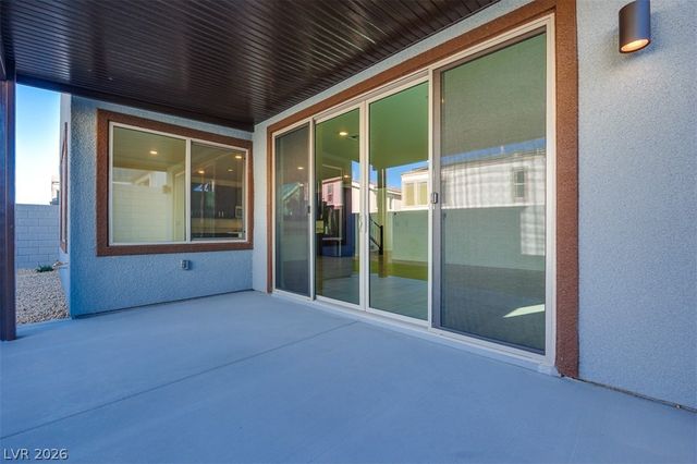 10472 Mountain Aster Avenue, Las Vegas, NV 89166