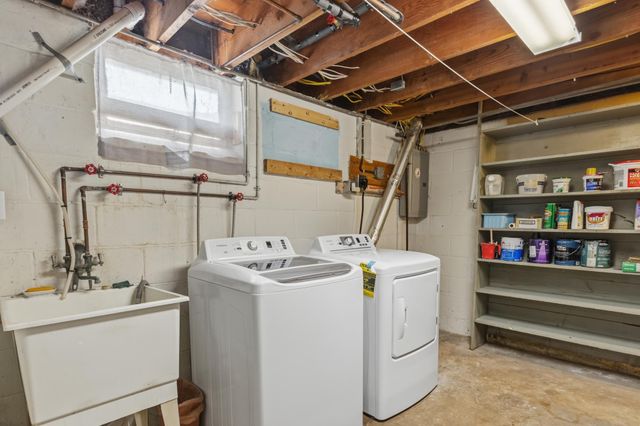 8509 10th Avenue S, Bloomington, MN 55420