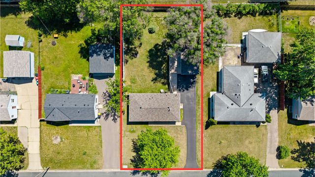 8509 10th Avenue S, Bloomington, MN 55420