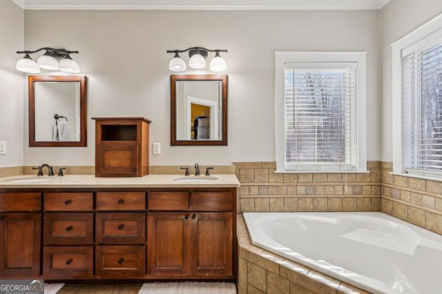 118 Cherokee Farms Drive, Newnan, GA 30263