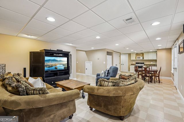 118 Cherokee Farms Drive, Newnan, GA 30263