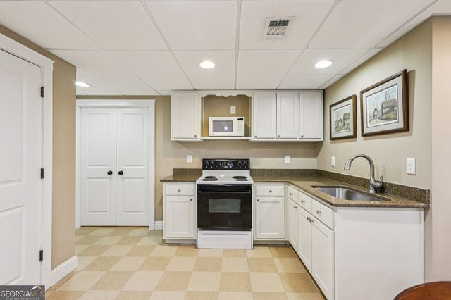 118 Cherokee Farms Drive, Newnan, GA 30263