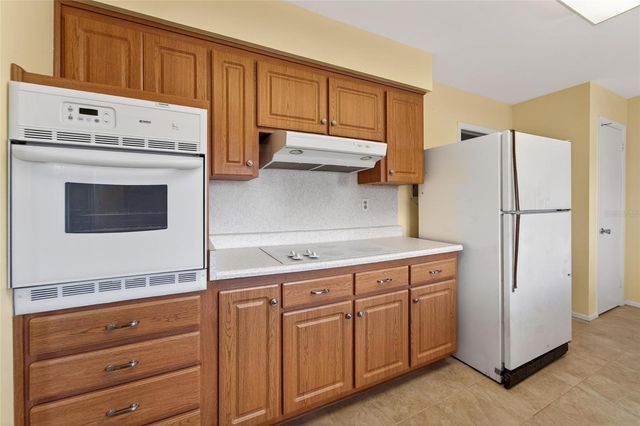 705 CHURCHILL PLACE, Sun City Center, FL 33573