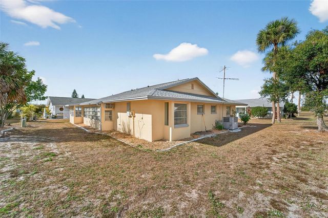 705 CHURCHILL PLACE, Sun City Center, FL 33573