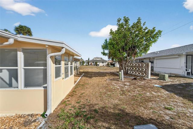 705 CHURCHILL PLACE, Sun City Center, FL 33573