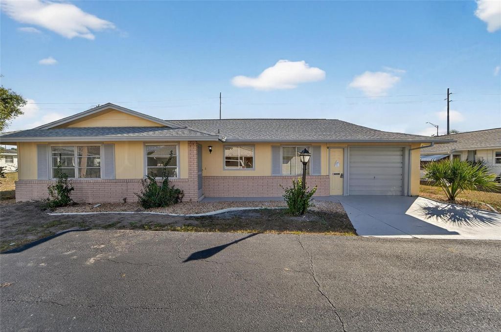 705 CHURCHILL PLACE, Sun City Center, FL 33573