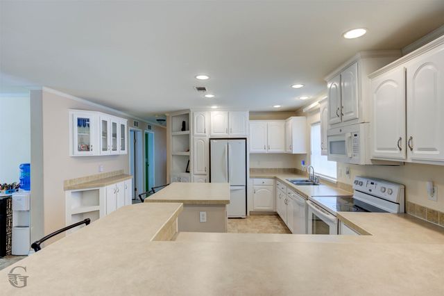 4807 Greenwood Heights Street, Greenwood, LA 71033