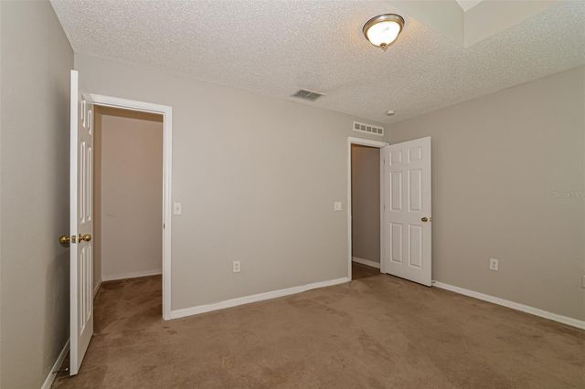 207 RONALDALE AVENUE, Haines City, FL 33844