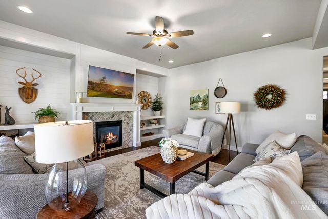 2263 Columbia, Twin Falls, ID 83301