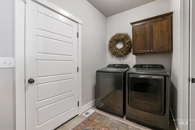 2263 Columbia, Twin Falls, ID 83301