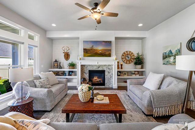 2263 Columbia, Twin Falls, ID 83301