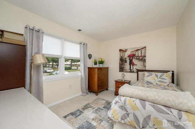 2214 Silver Court, Hamilton, NJ 08690