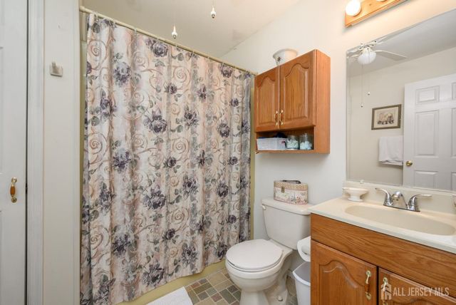 2214 Silver Court, Hamilton, NJ 08690