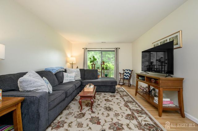 2214 Silver Court, Hamilton, NJ 08690