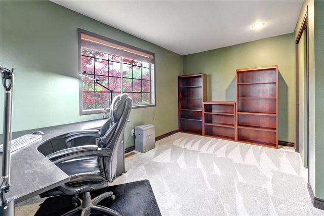 4914 Dover Street, Everett, WA 98203