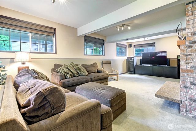 4914 Dover Street, Everett, WA 98203