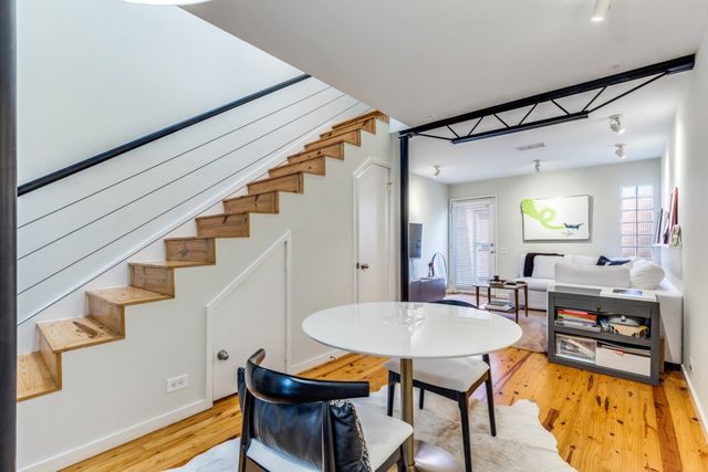 4242 Buena Vista Street 16, Dallas, TX 75205