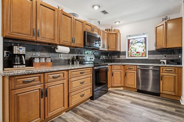 1023 N BASK DRIVE, Tampa, FL 33603