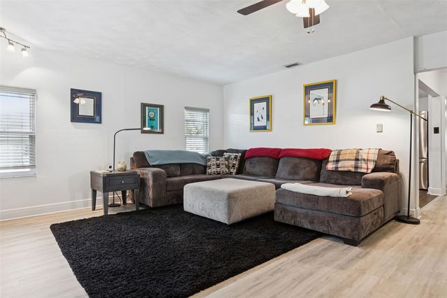 1023 N BASK DRIVE, Tampa, FL 33603