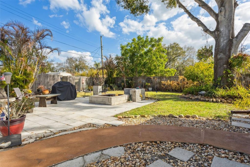 Image 28 of property listing at 1023 N BASK DRIVE, Tampa, FL 33603