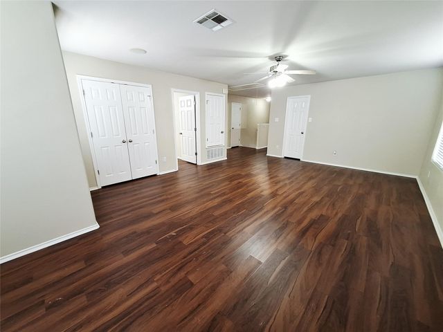 407 W South ST, Leander, TX 78641