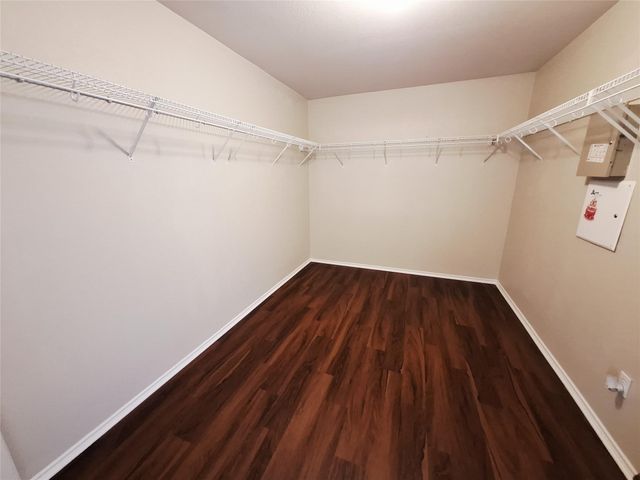 407 W South ST, Leander, TX 78641