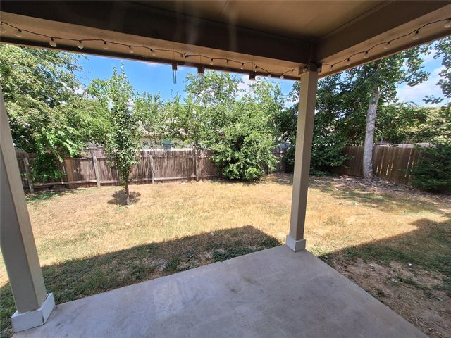 407 W South ST, Leander, TX 78641