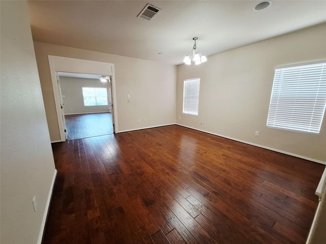 407 W South ST, Leander, TX 78641