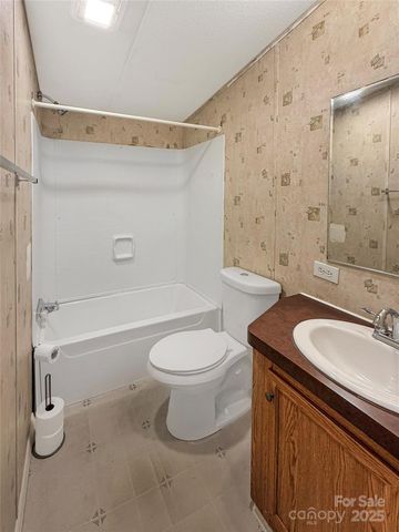 107 Daisy Field Court 7, Harmony, NC 28634