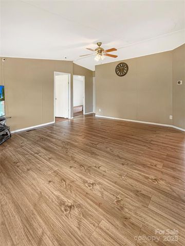 107 Daisy Field Court 7, Harmony, NC 28634