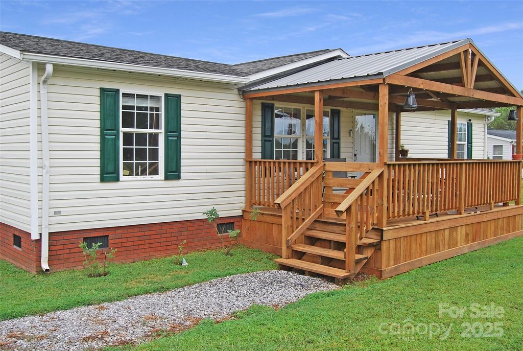 107 Daisy Field Court 7, Harmony, NC 28634
