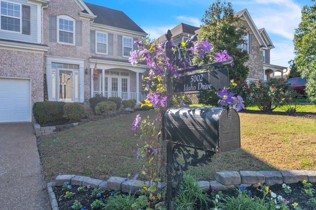 5002 Idaho Dr, Spring Hill, TN 37174