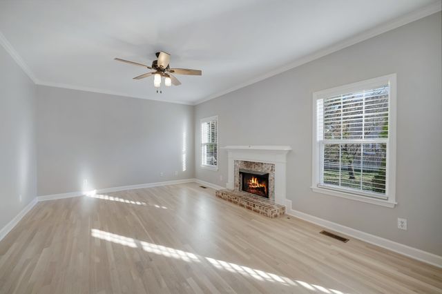 5002 Idaho Dr, Spring Hill, TN 37174