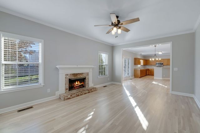 5002 Idaho Dr, Spring Hill, TN 37174