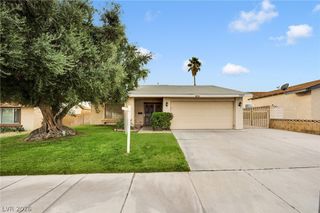 7057 Clearwater Avenue, Las Vegas, NV 89147
