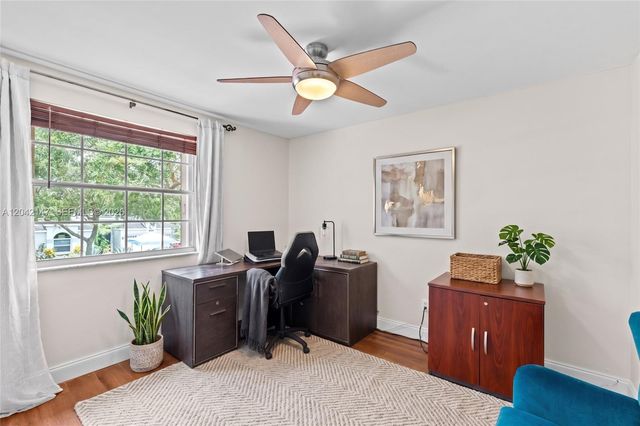 2722 Cayenne Ave, Cooper City, FL 33026
