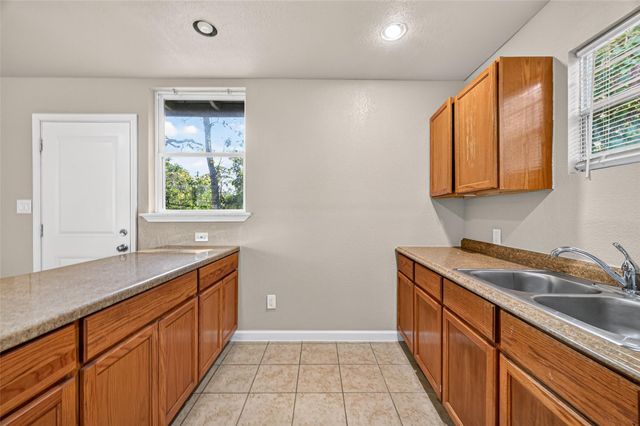 8166 Oak Knoll Lane, Houston, TX 77028