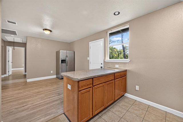 8166 Oak Knoll Lane, Houston, TX 77028