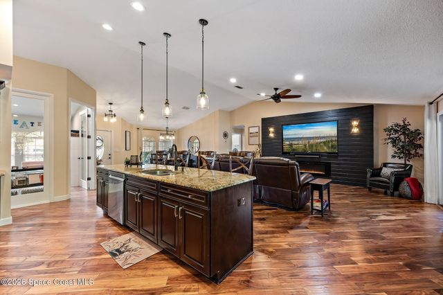 261 Naylor Street NE, Palm Bay, FL 32907