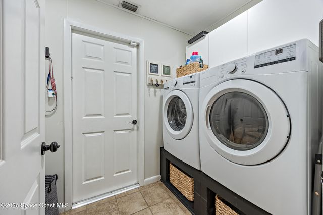 261 Naylor Street NE, Palm Bay, FL 32907