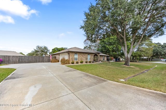 261 Naylor Street NE, Palm Bay, FL 32907