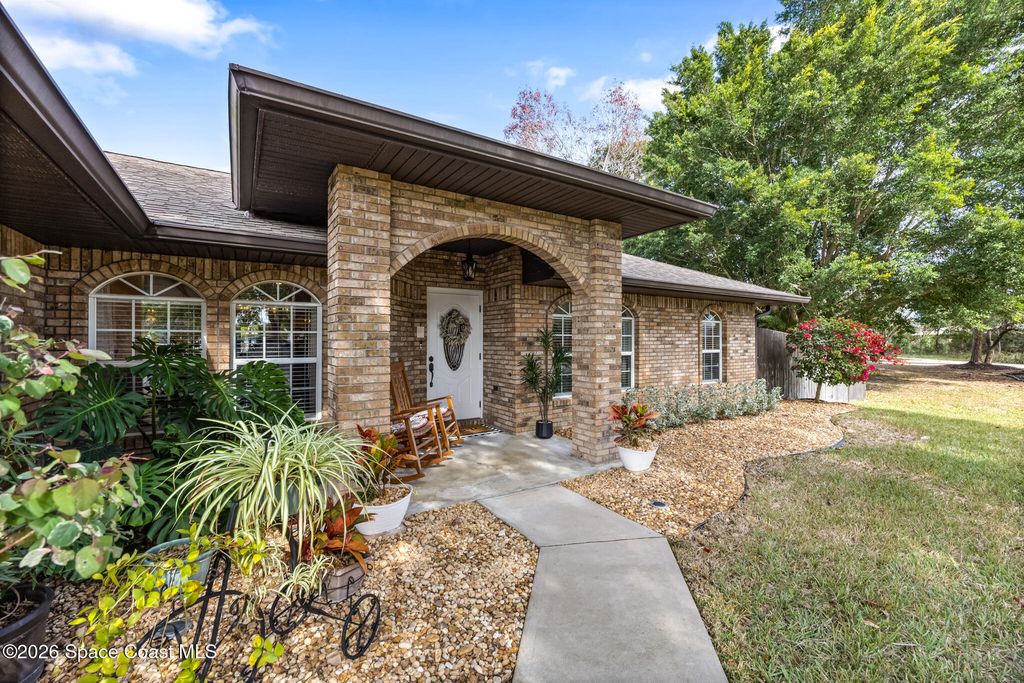 261 Naylor Street NE, Palm Bay, FL 32907