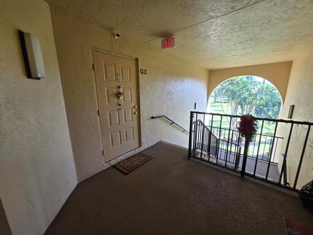 819 Sky Pine Way G3, Greenacres, FL 33415