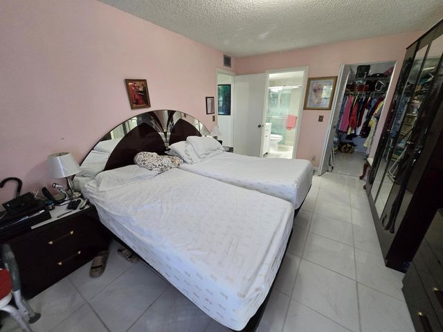 819 Sky Pine Way G3, Greenacres, FL 33415