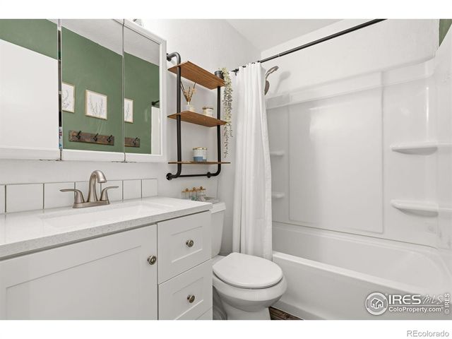 240 Ley Drive, La Salle, CO 80645